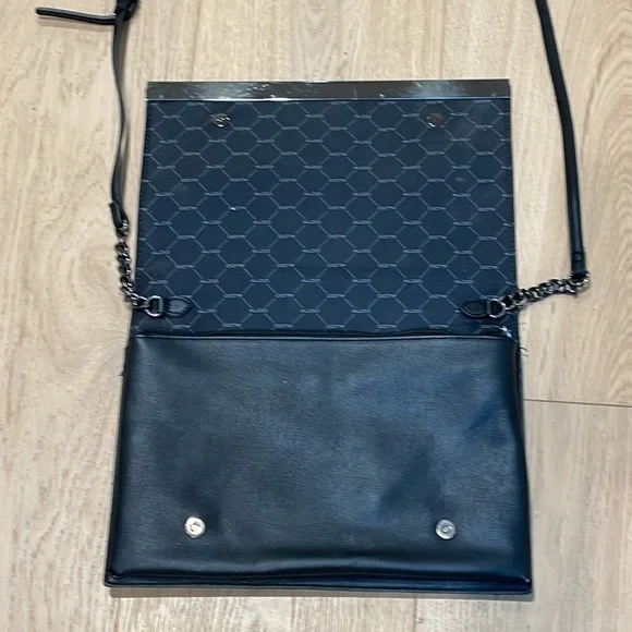 Aldo Women Black Clutch - Picture 5 of 7